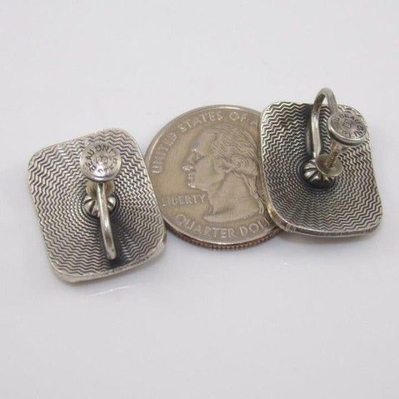 Vintage Beau Sterling Silver Curved Maze Screw Back Earrings - Picture 4 of 4